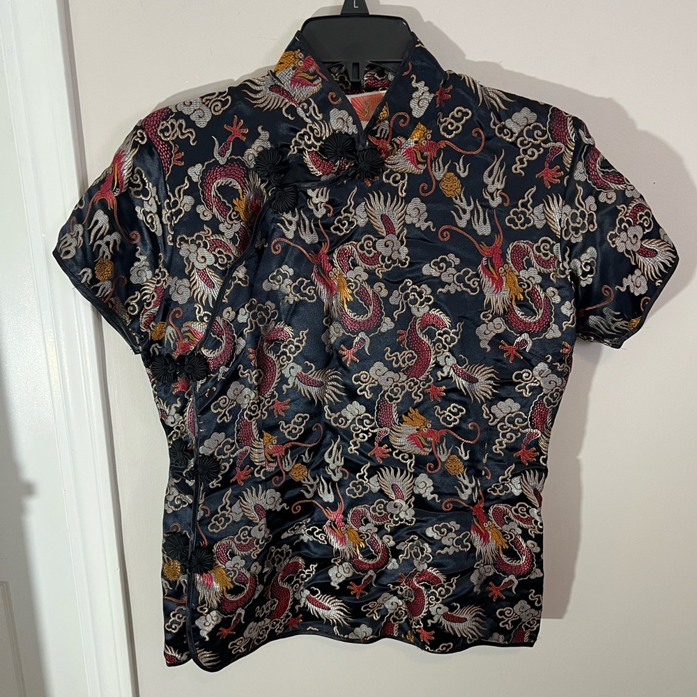 Vintage Oriental Chinese Dragon Print Top